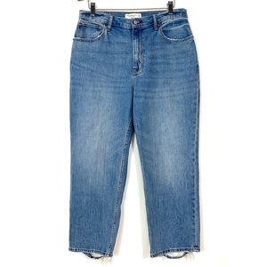 Abercrombie & Fitch Curve Love The Ankle Straight Ultra High Rise 31/12 Short